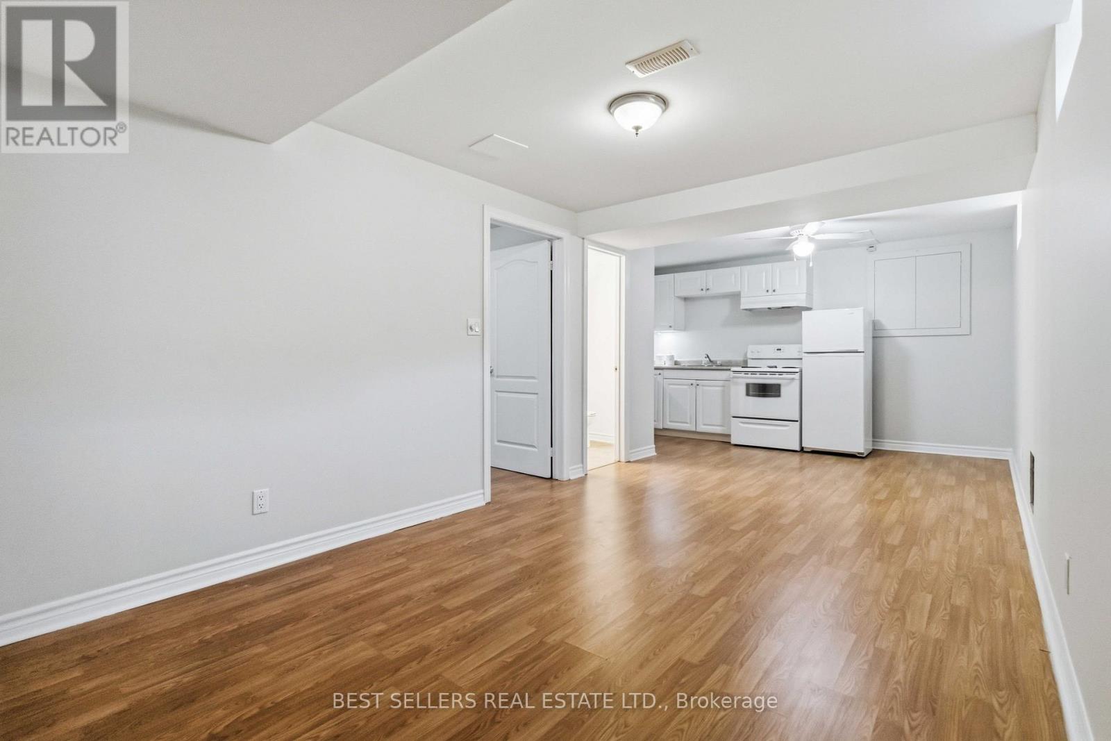 1 - 1 Ferndown Crescent, Brampton, Ontario  L6P 1C3 - Photo 32 - W13052960