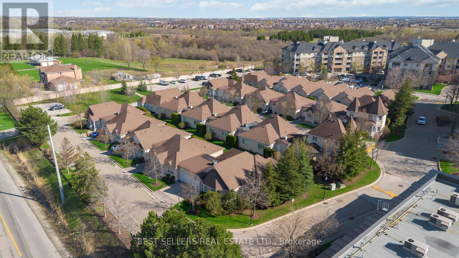 1 - 1 Ferndown Crescent, Brampton, Ontario  L6P 1C3 - Photo 42 - W13052960