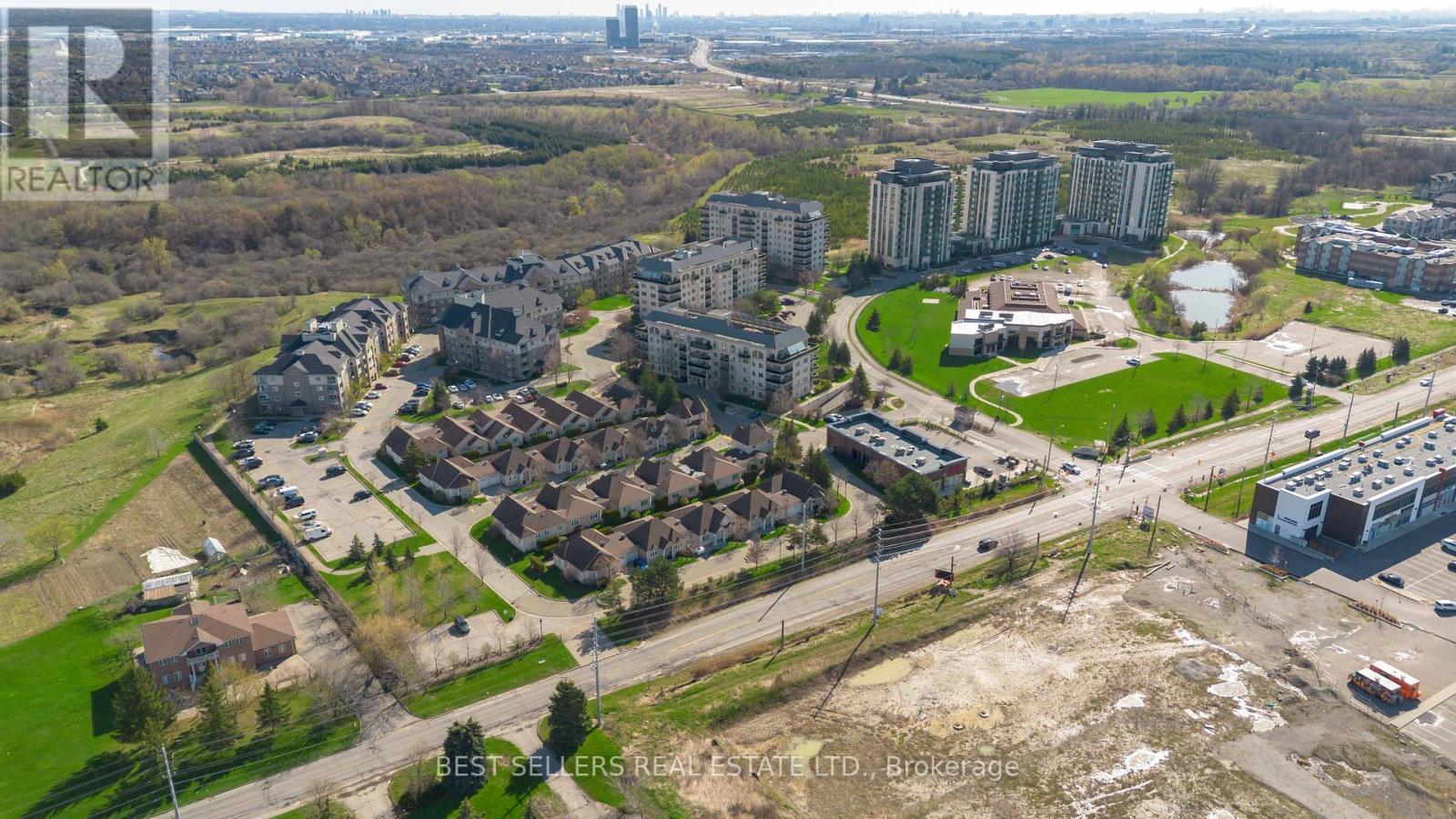 1 - 1 Ferndown Crescent, Brampton, Ontario  L6P 1C3 - Photo 44 - W13052960