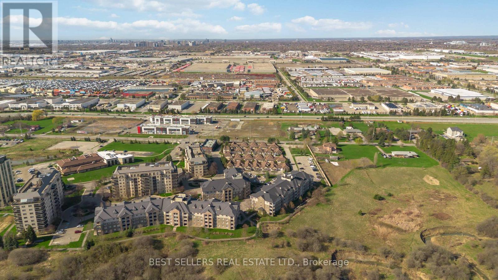 1 - 1 Ferndown Crescent, Brampton, Ontario  L6P 1C3 - Photo 45 - W13052960