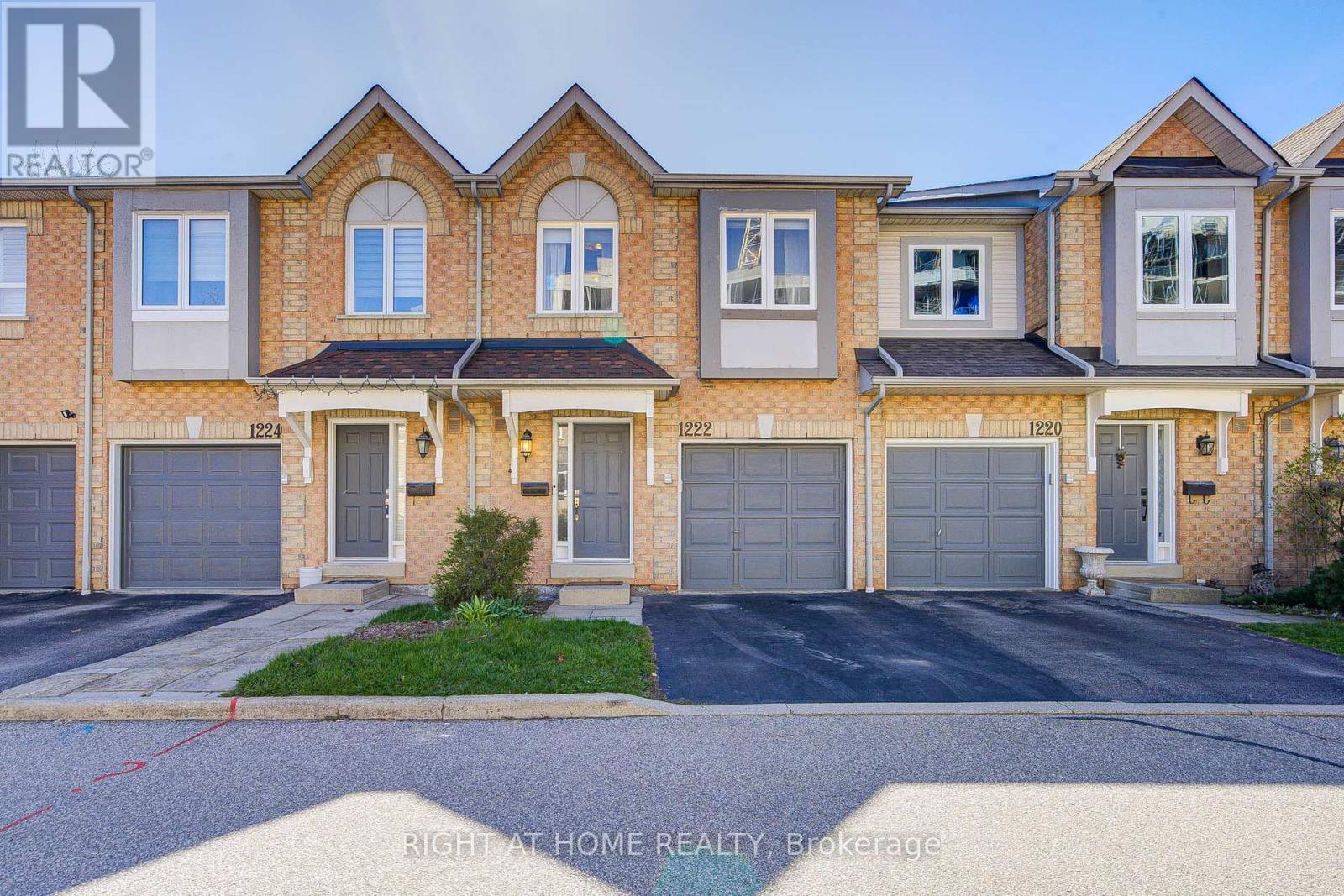 34 - 1222 Parkwest Place, Mississauga, Ontario  L5E 3K9 - Photo 1 - W13052976