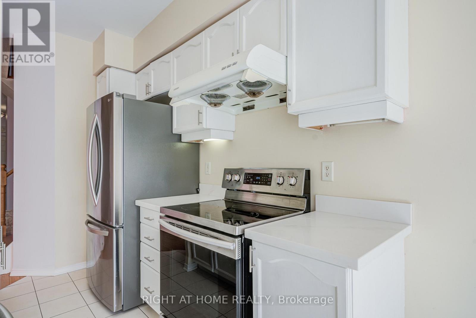 34 - 1222 Parkwest Place, Mississauga, Ontario  L5E 3K9 - Photo 11 - W13052976