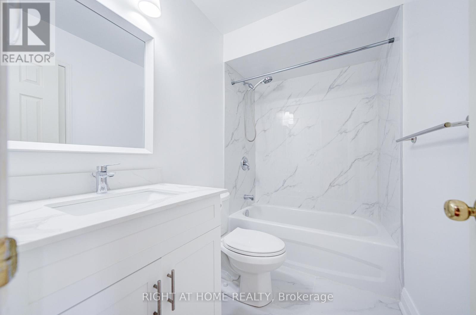 34 - 1222 Parkwest Place, Mississauga, Ontario  L5E 3K9 - Photo 28 - W13052976