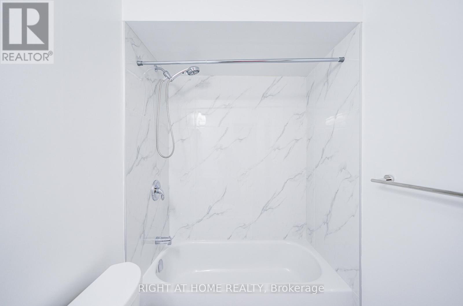 34 - 1222 Parkwest Place, Mississauga, Ontario  L5E 3K9 - Photo 30 - W13052976