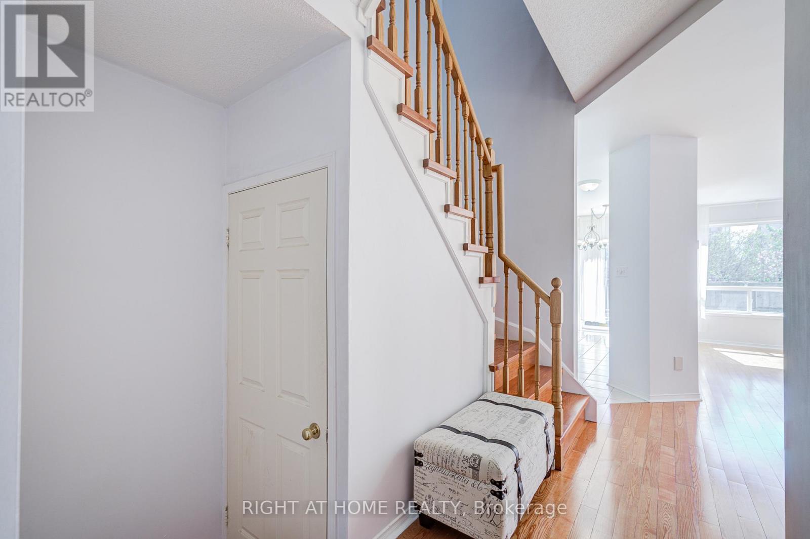 34 - 1222 Parkwest Place, Mississauga, Ontario  L5E 3K9 - Photo 5 - W13052976