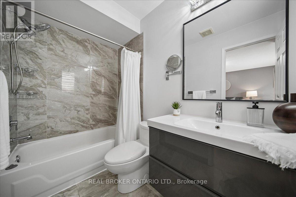 Unit 7 - 1385 Lakeshore Road W, Mississauga, Ontario  L5J 4T6 - Photo 12 - W13053010