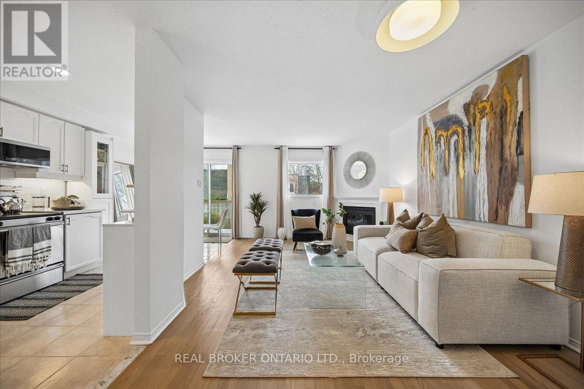 Unit 7 - 1385 Lakeshore Road W, Mississauga, Ontario  L5J 4T6 - Photo 4 - W13053010