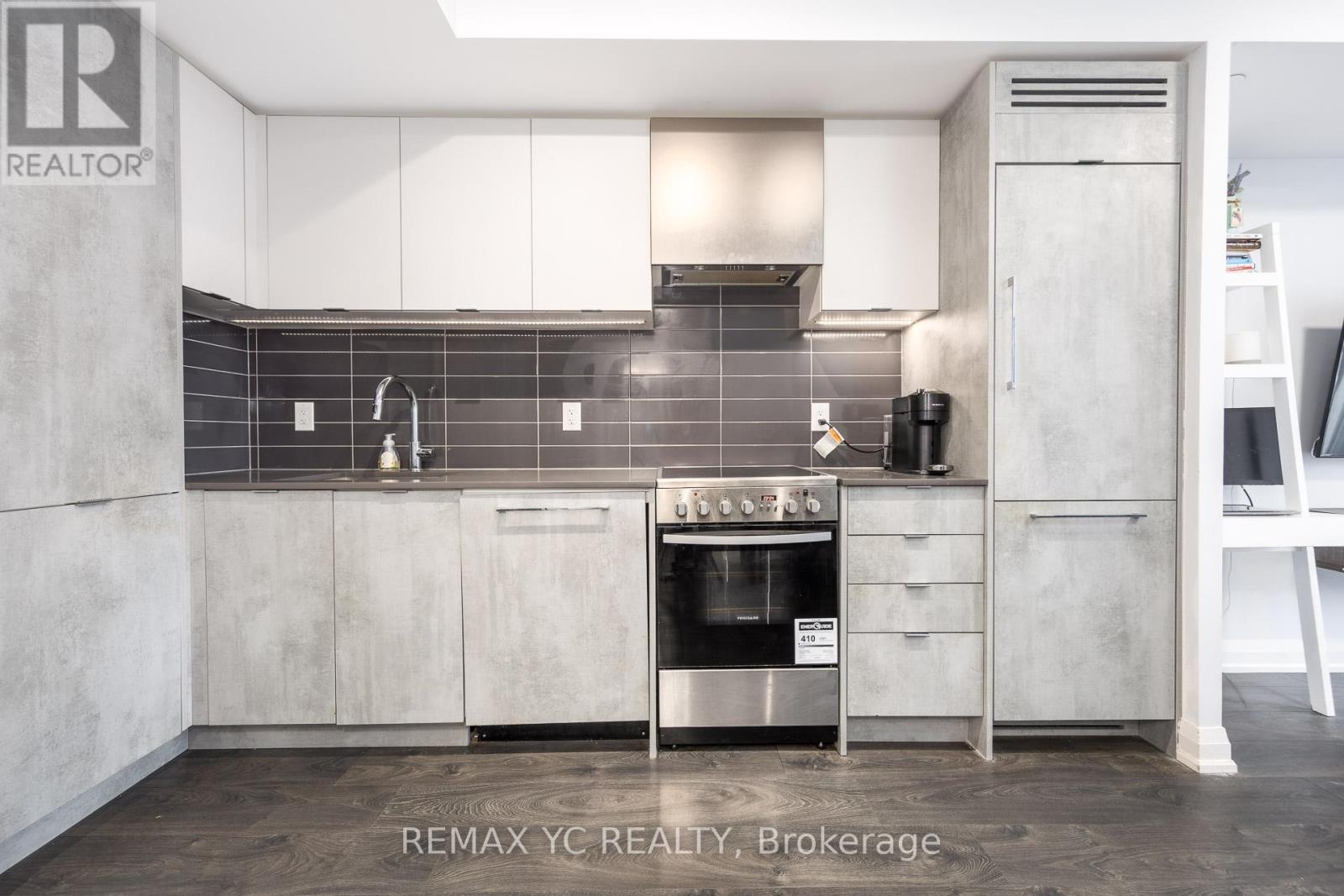 2604 - 30 Gibbs Road, Toronto, Ontario  M9B 0E4 - Photo 5 - W13053042