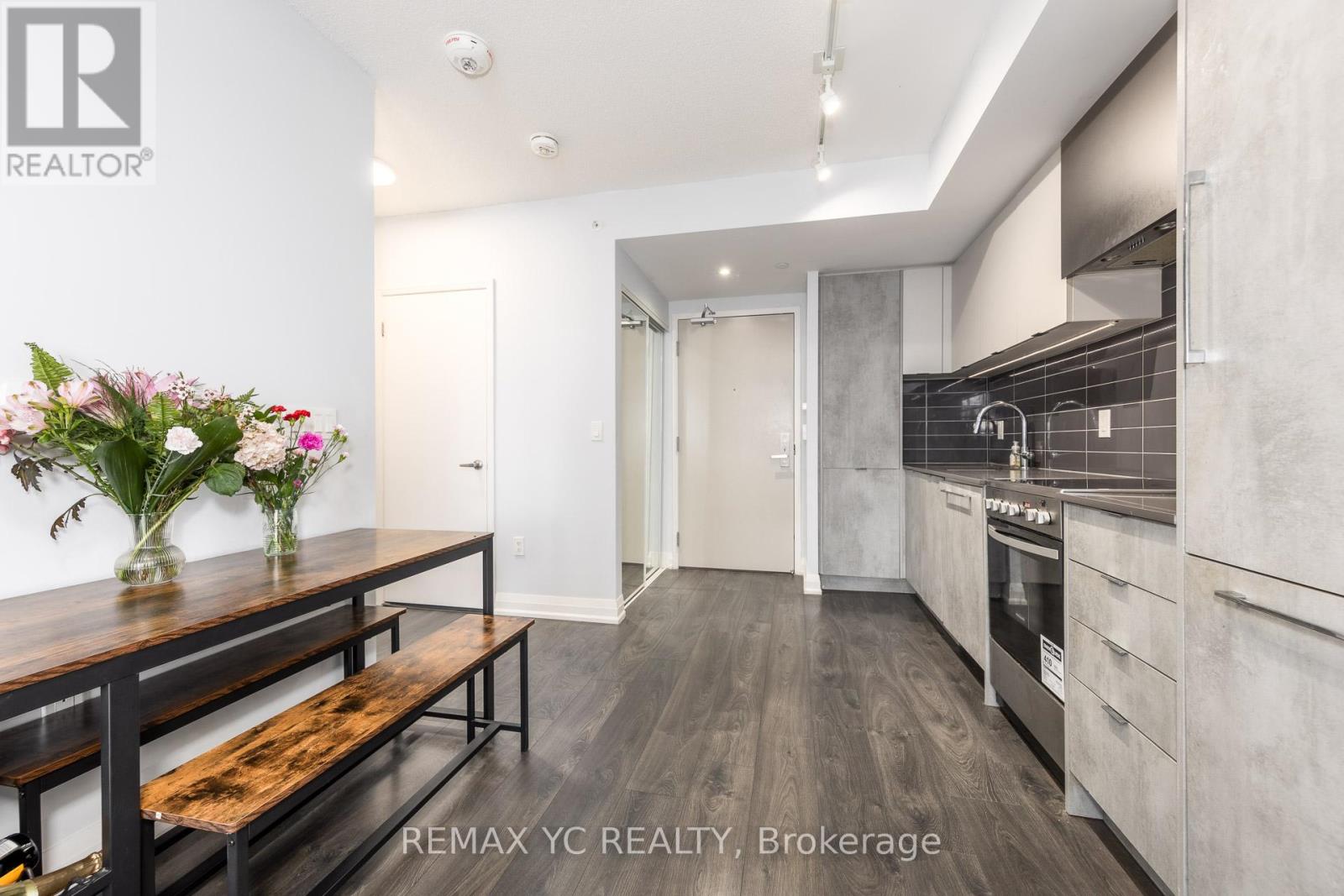 2604 - 30 Gibbs Road, Toronto, Ontario  M9B 0E4 - Photo 7 - W13053042