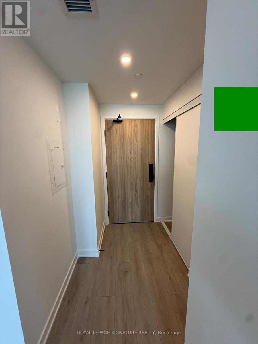 2006 - 1 FAIRVIEW ROAD E, Mississauga, Ontario