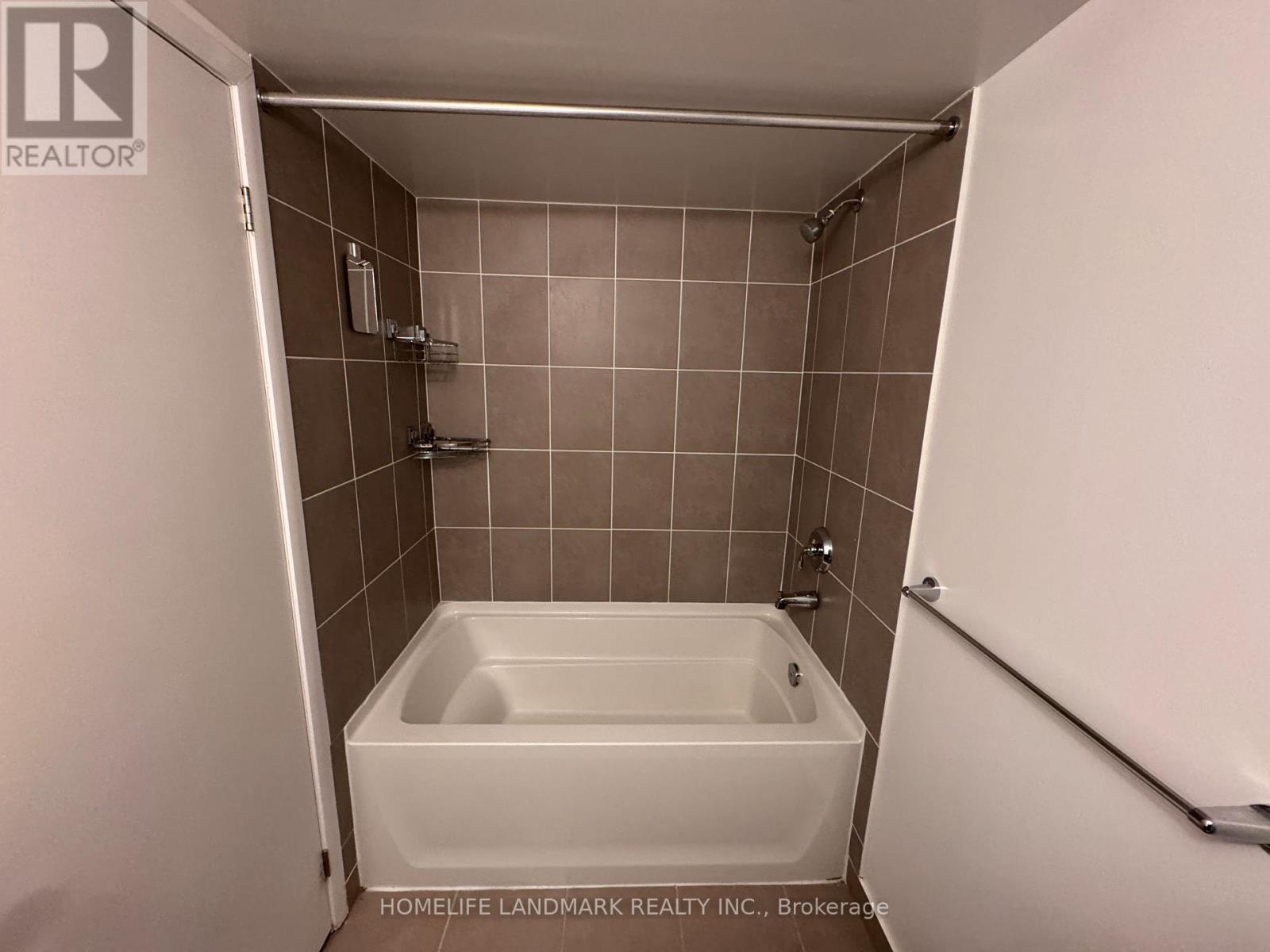 208 - 3091 Dufferin Street, Toronto, Ontario  M6A 0C4 - Photo 14 - W13053086