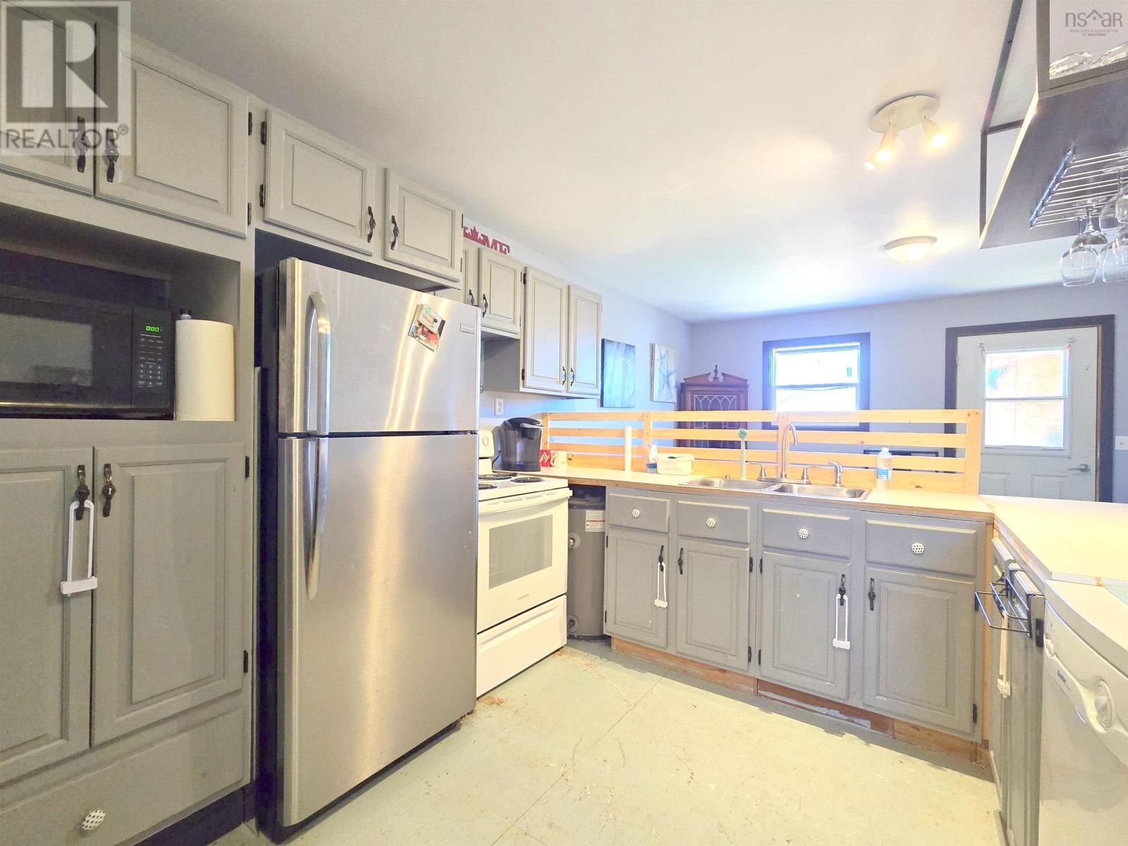 13 West Victoria Street, Amherst, Nova Scotia  B4H 1B7 - Photo 33 - 202608827