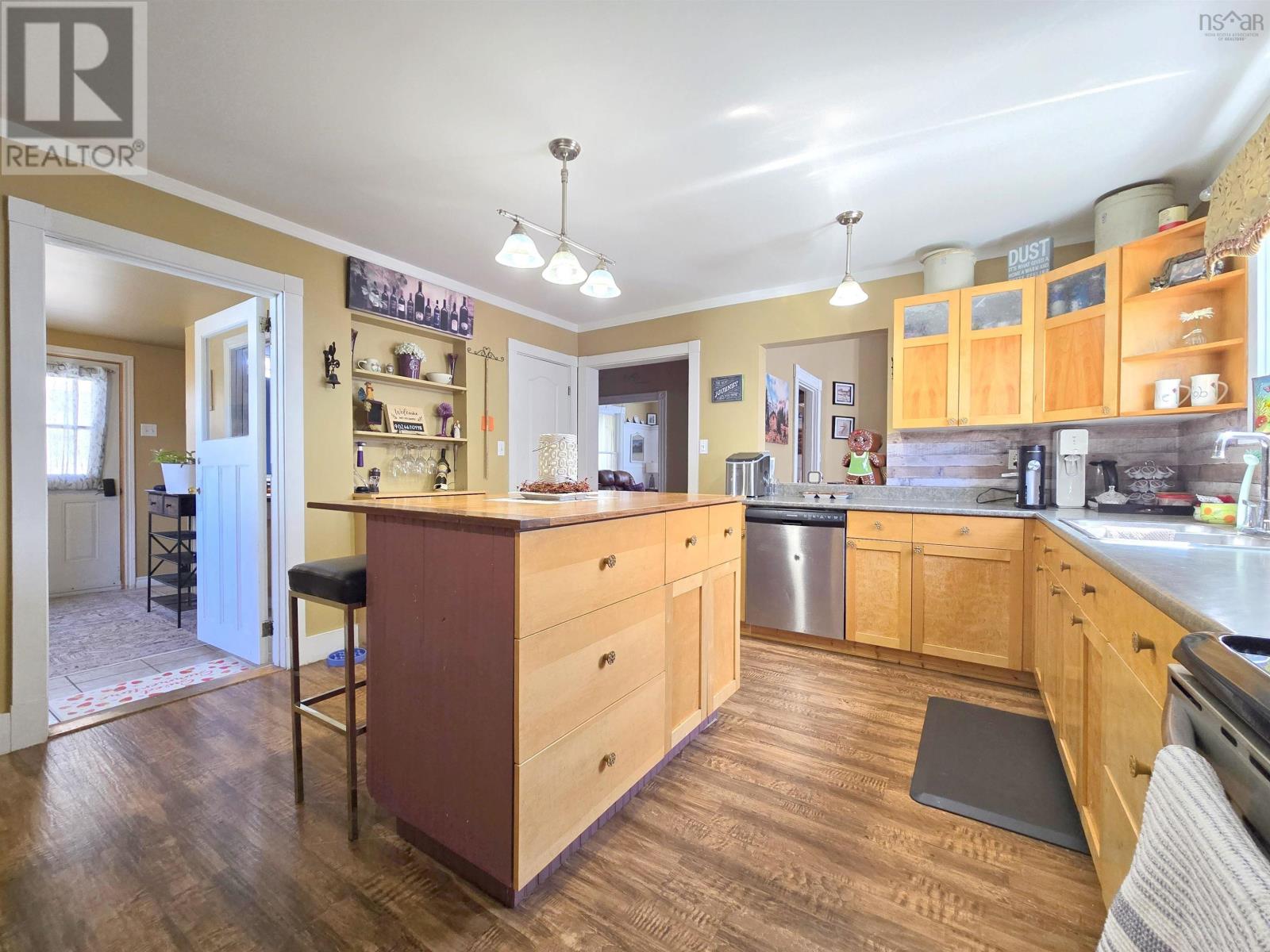 13 West Victoria Street, Amherst, Nova Scotia  B4H 1B7 - Photo 13 - 202608827