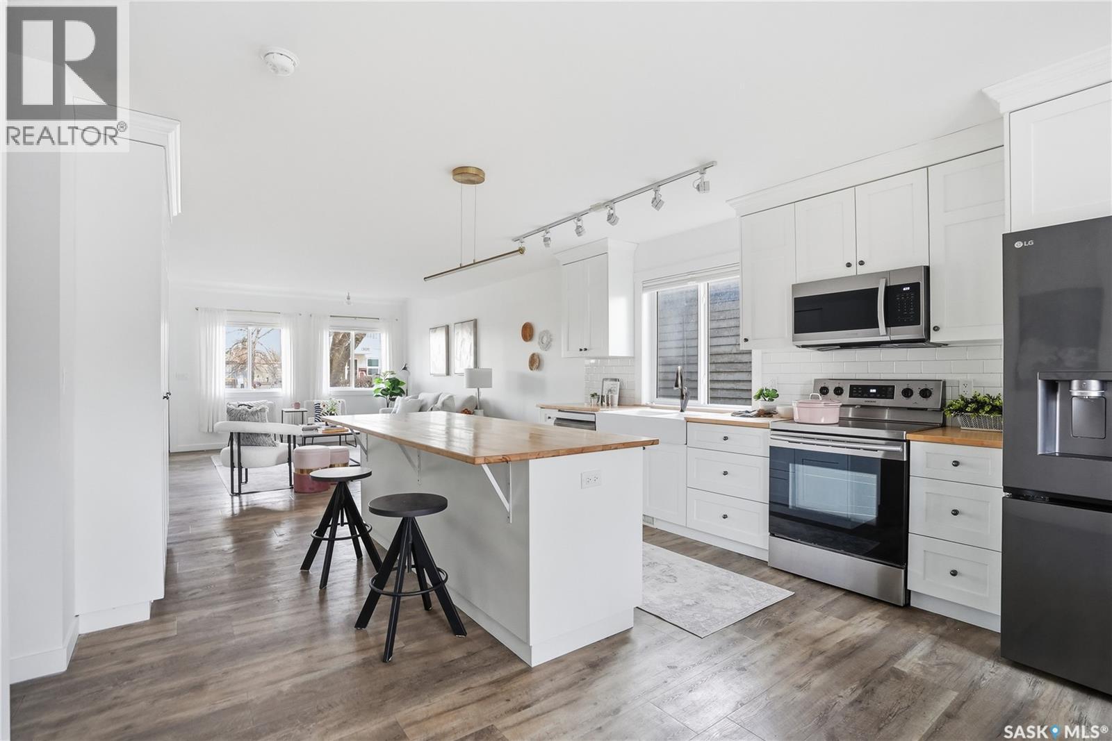 917 5th Street E, Saskatoon, Saskatchewan  S7H 1H1 - Photo 15 - SK033928