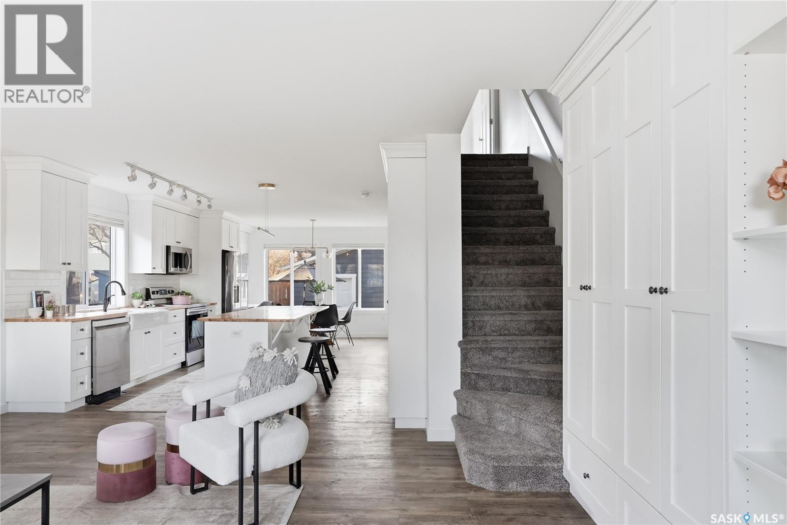 917 5th Street E, Saskatoon, Saskatchewan  S7H 1H1 - Photo 9 - SK033928