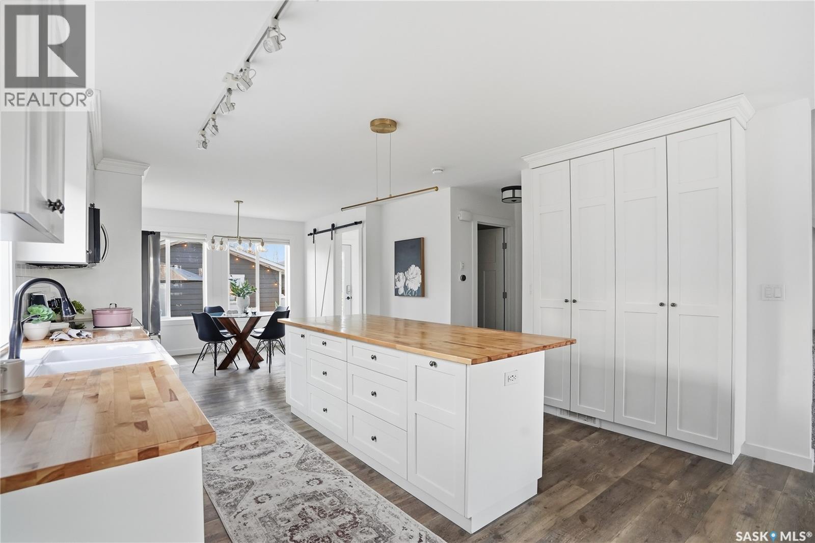 917 5th Street E, Saskatoon, Saskatchewan  S7H 1H1 - Photo 13 - SK033928