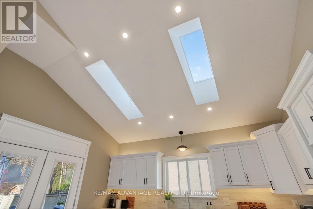 663 Thornwood Drive, London North, Ontario  N6H 5S6 - Photo 11 - X13053122