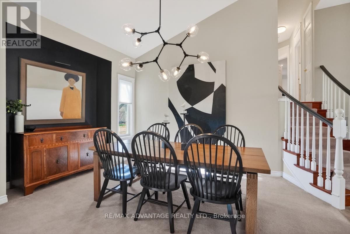 663 Thornwood Drive, London North, Ontario  N6H 5S6 - Photo 4 - X13053122