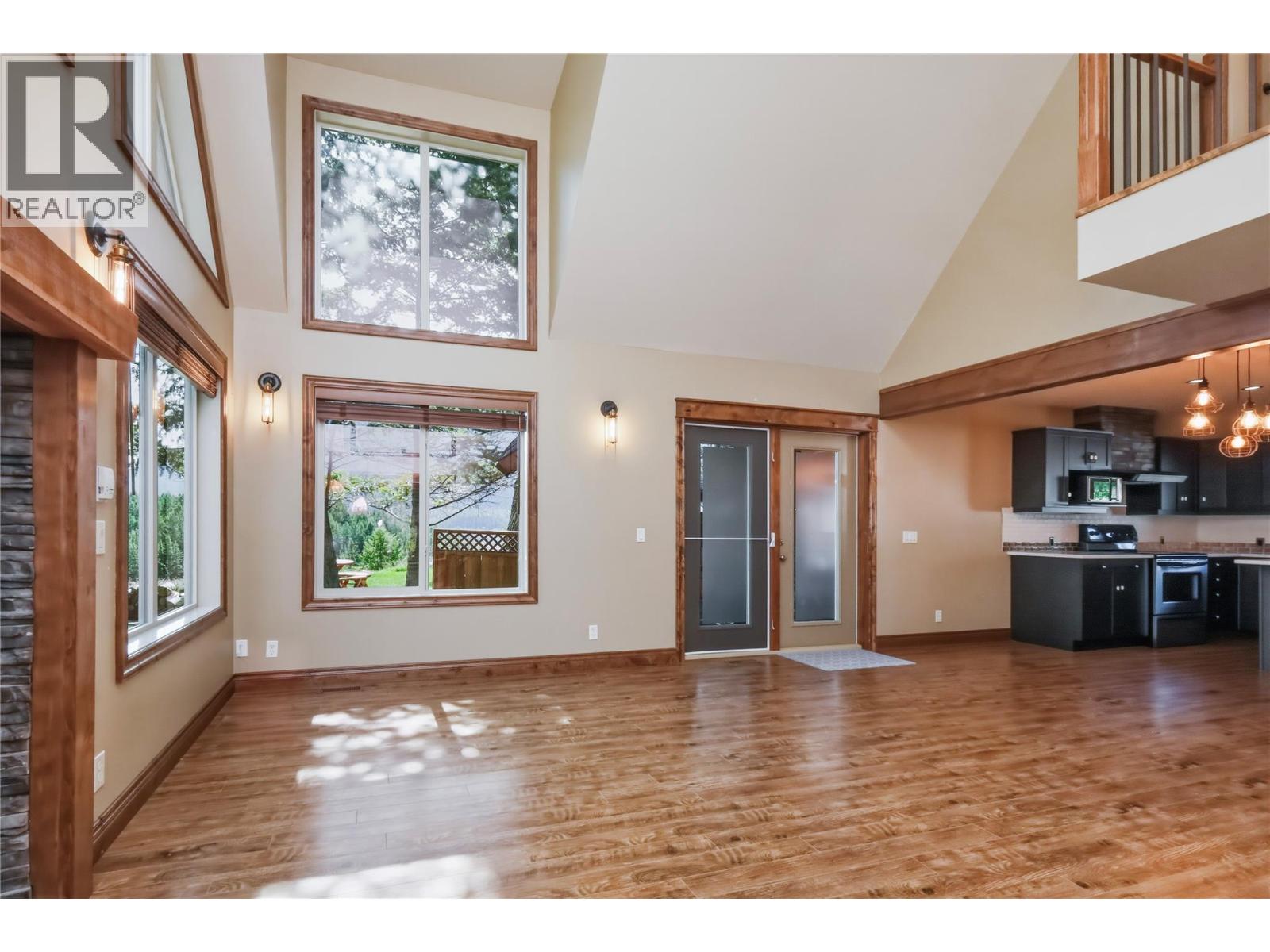 4868 Riverview Drive Unit# 43, Edgewater, British Columbia  V0A 1E0 - Photo 7 - 10384874