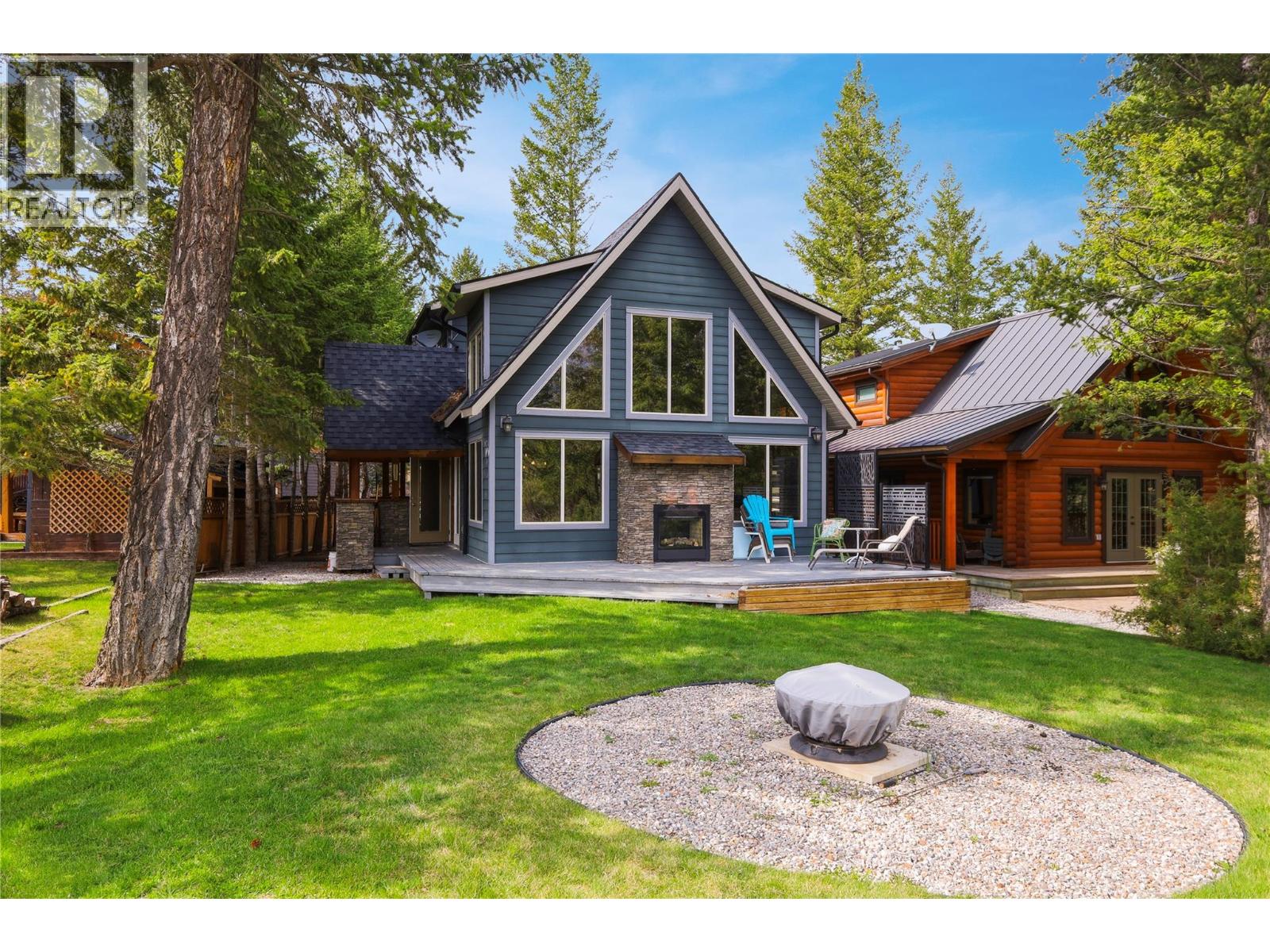 4868 Riverview Drive Unit# 43, Edgewater, British Columbia  V0A 1E0 - Photo 3 - 10384874