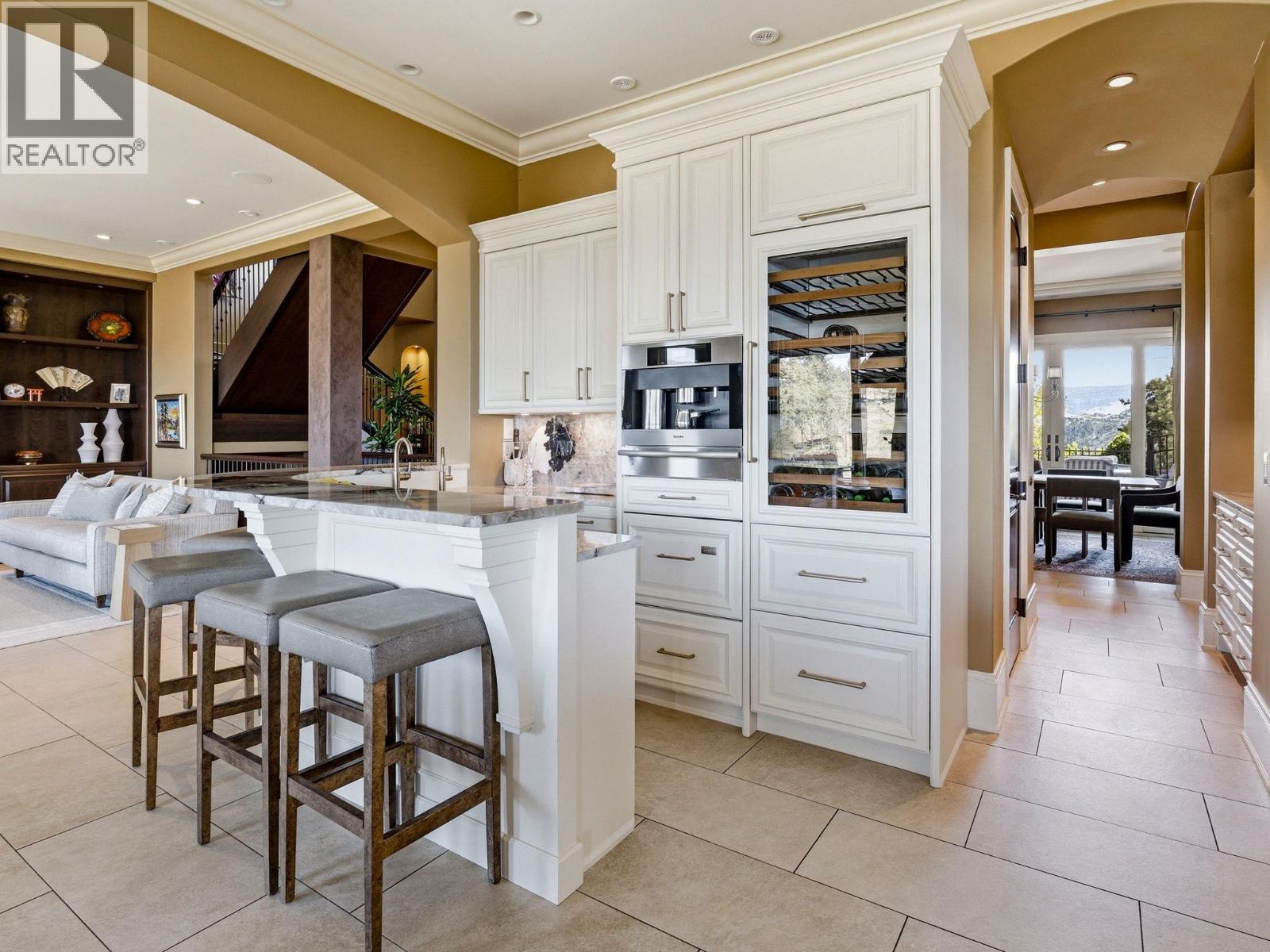 706 Highpointe Court, Kelowna, British Columbia  V1V 2Y3 - Photo 16 - 10384987