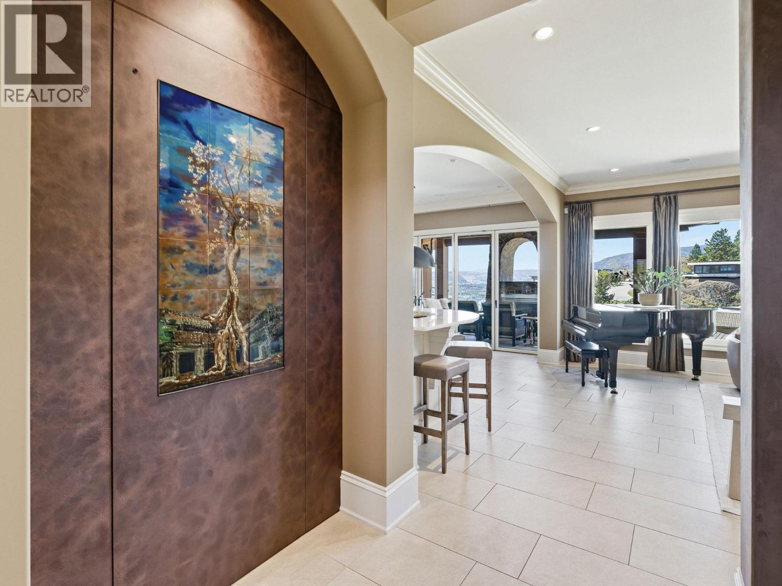 706 Highpointe Court, Kelowna, British Columbia  V1V 2Y3 - Photo 24 - 10384987