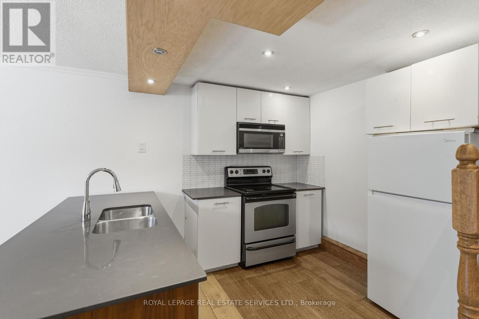 341 Rexford Drive, Hamilton, Ontario  L8W 1W2 - Photo 30 - X13052770