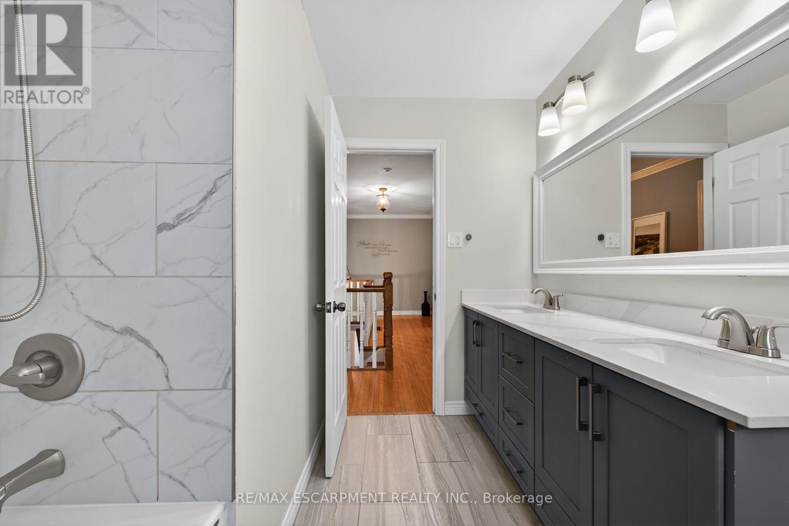 31 Maynard Street, Hamilton, Ontario  L9B 1R9 - Photo 25 - X13052812