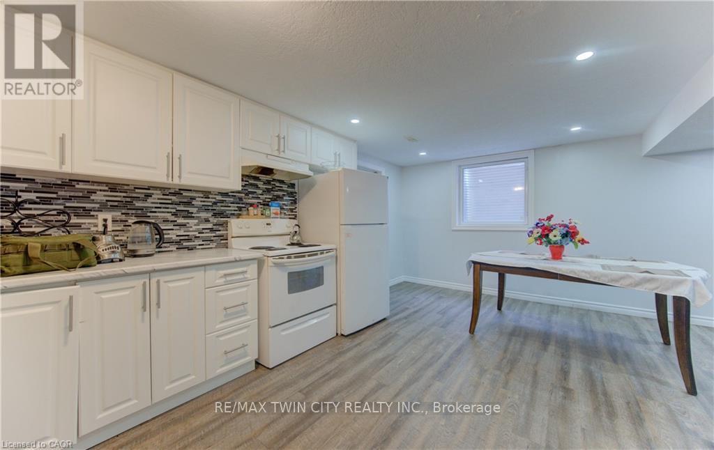 110 Hazelglen Drive, Kitchener, Ontario  N2M 2E5 - Photo 24 - X13052840