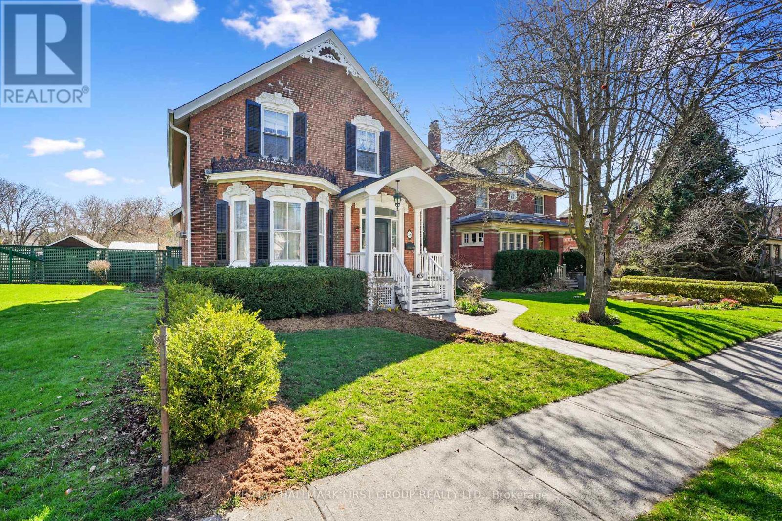 320 College Street, Cobourg, Ontario  K9A 3V4 - Photo 1 - X13052880