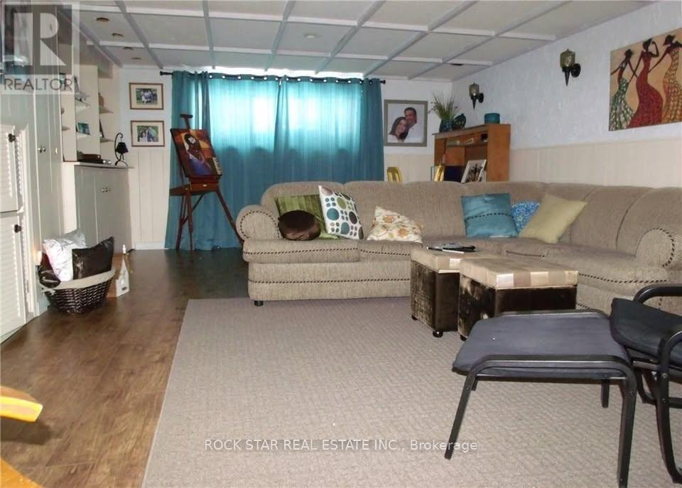 5905 Hillcrest Crescent, Niagara Falls, Ontario  L2J 2A8 - Photo 17 - X13052886