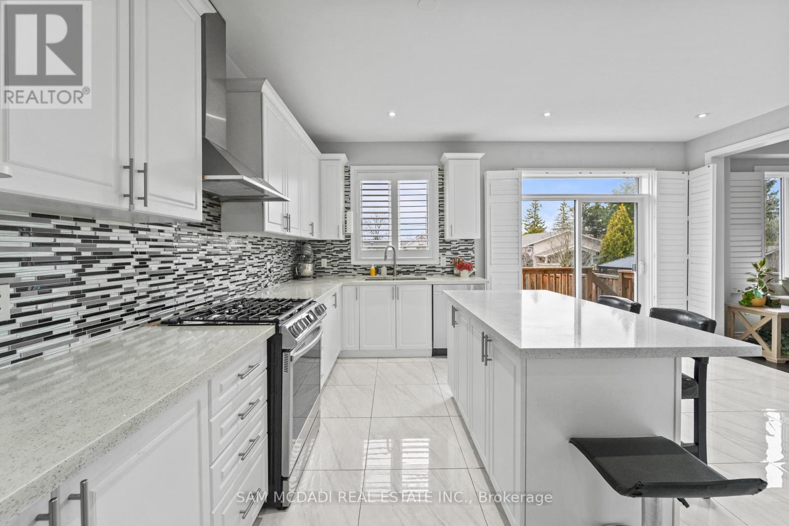 23 Chaumont Drive, Hamilton, Ontario  L8J 0J9 - Photo 12 - X13052968