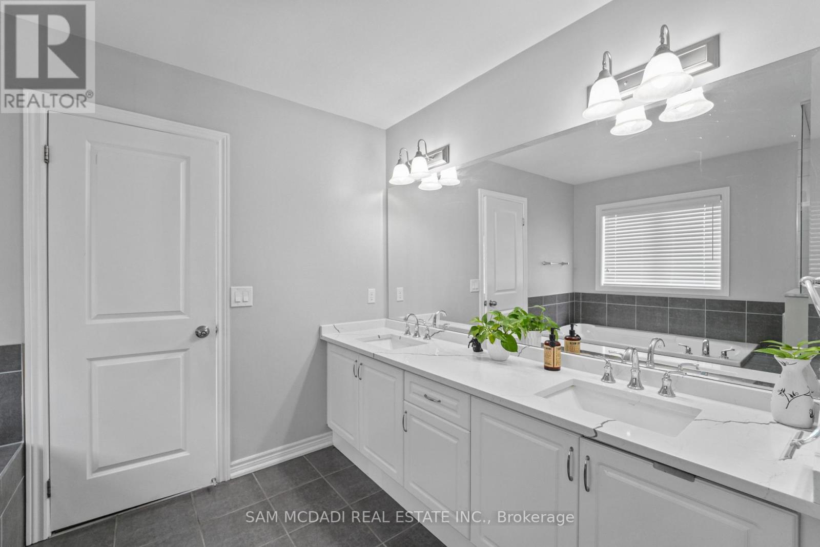 23 Chaumont Drive, Hamilton, Ontario  L8J 0J9 - Photo 26 - X13052968