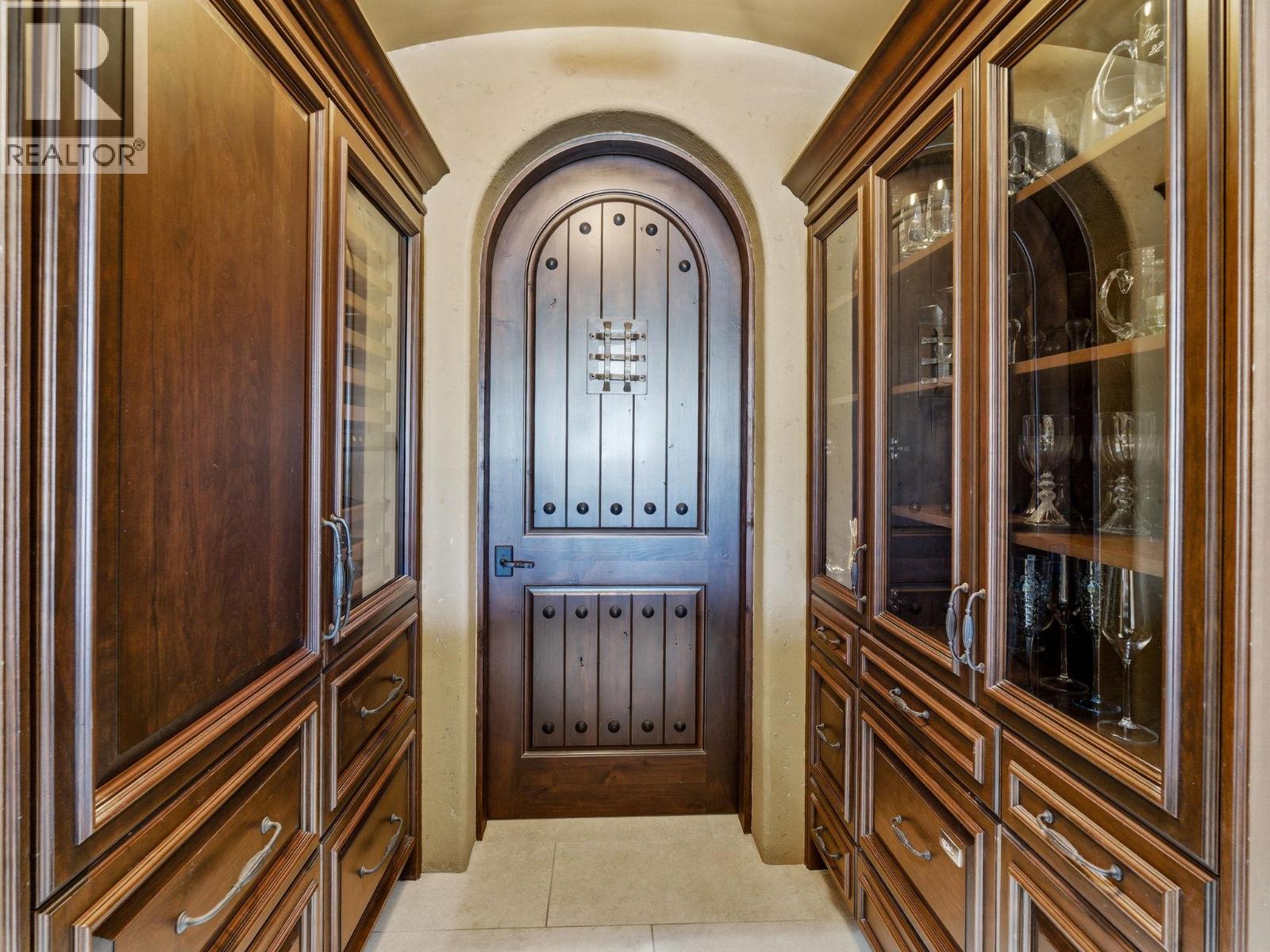 706 Highpointe Court, Kelowna, British Columbia  V1V 2Y3 - Photo 44 - 10384987