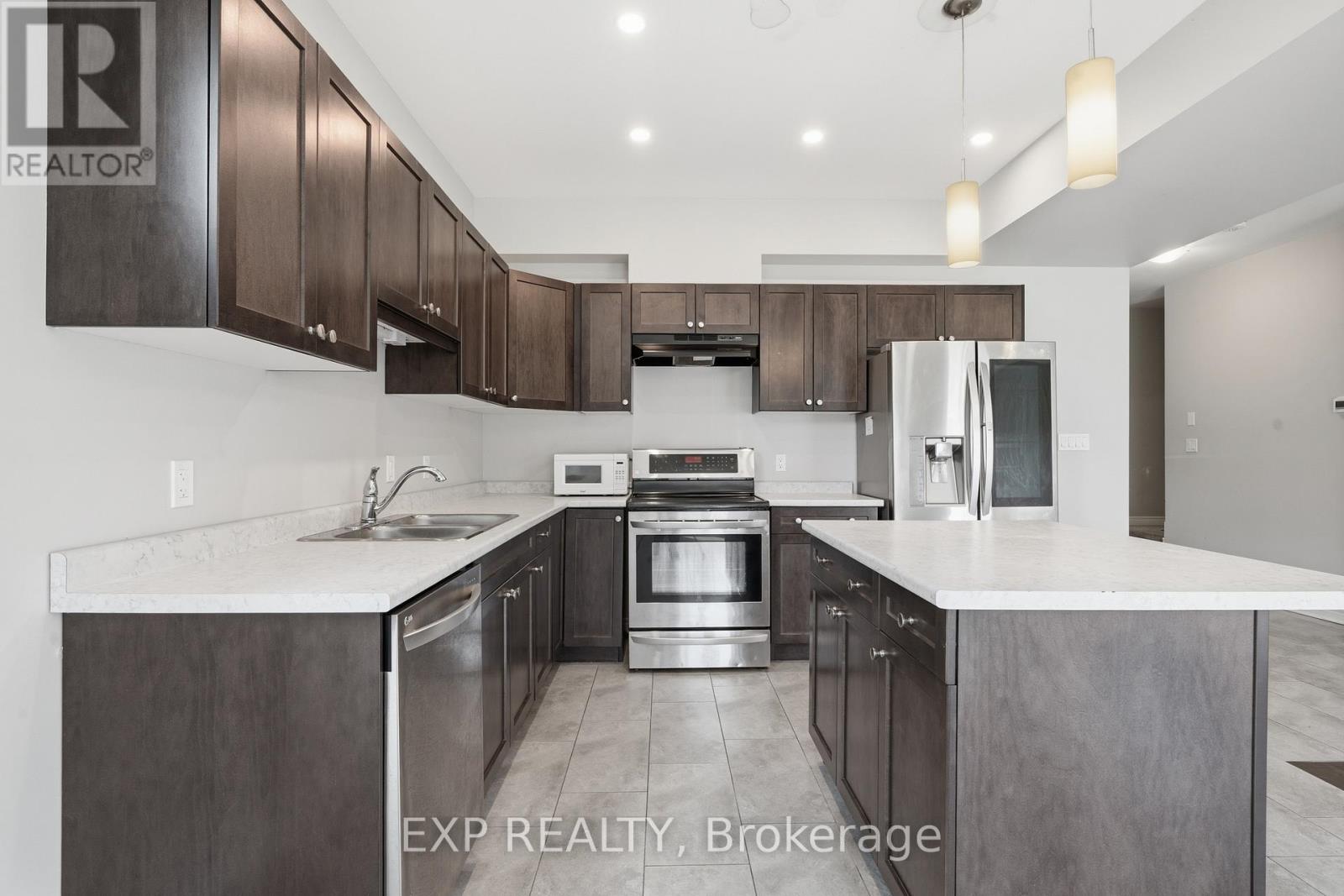 15 Bowman Crescent N, Thorold, Ontario  L2V 0G3 - Photo 9 - X13053116