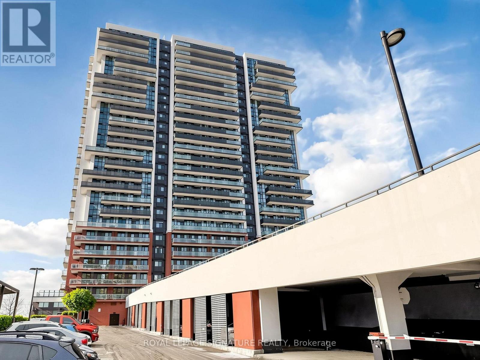 2121 - 2550 Simcoe Street N, Oshawa, Ontario  L1L 0R5 - Photo 2 - E13036796