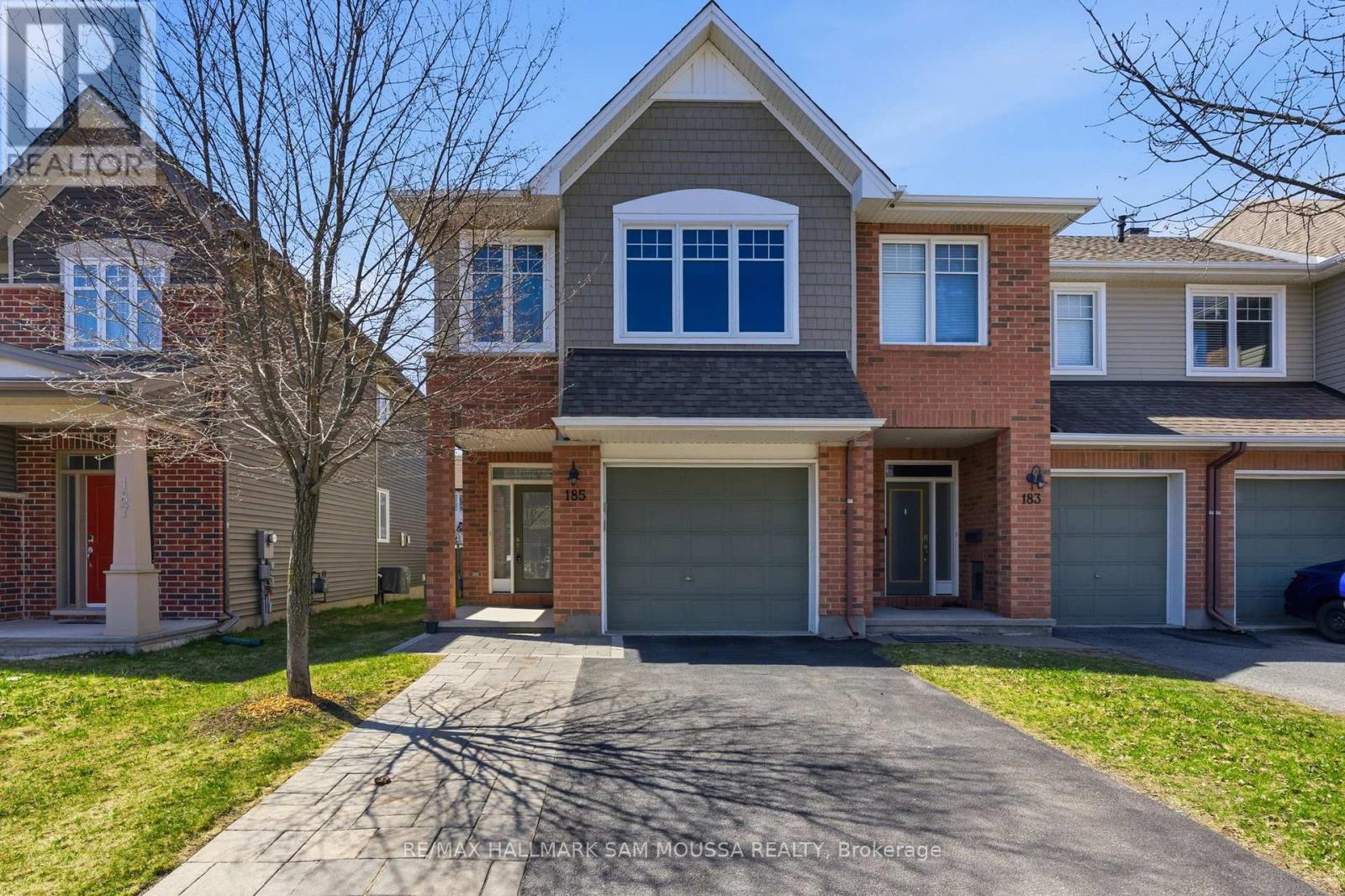 185 Flat Sedge Crescent, Ottawa, Ontario  K1T 0G9 - Photo 3 - X12981906