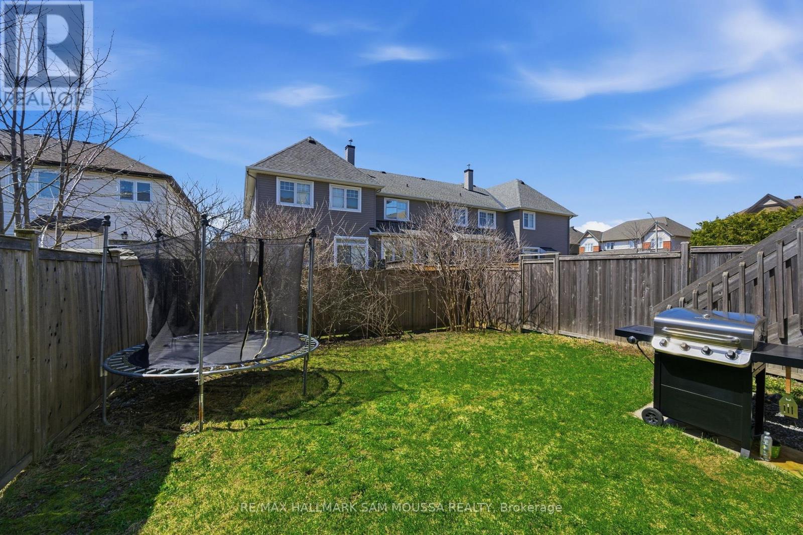 185 Flat Sedge Crescent, Ottawa, Ontario  K1T 0G9 - Photo 43 - X12981906