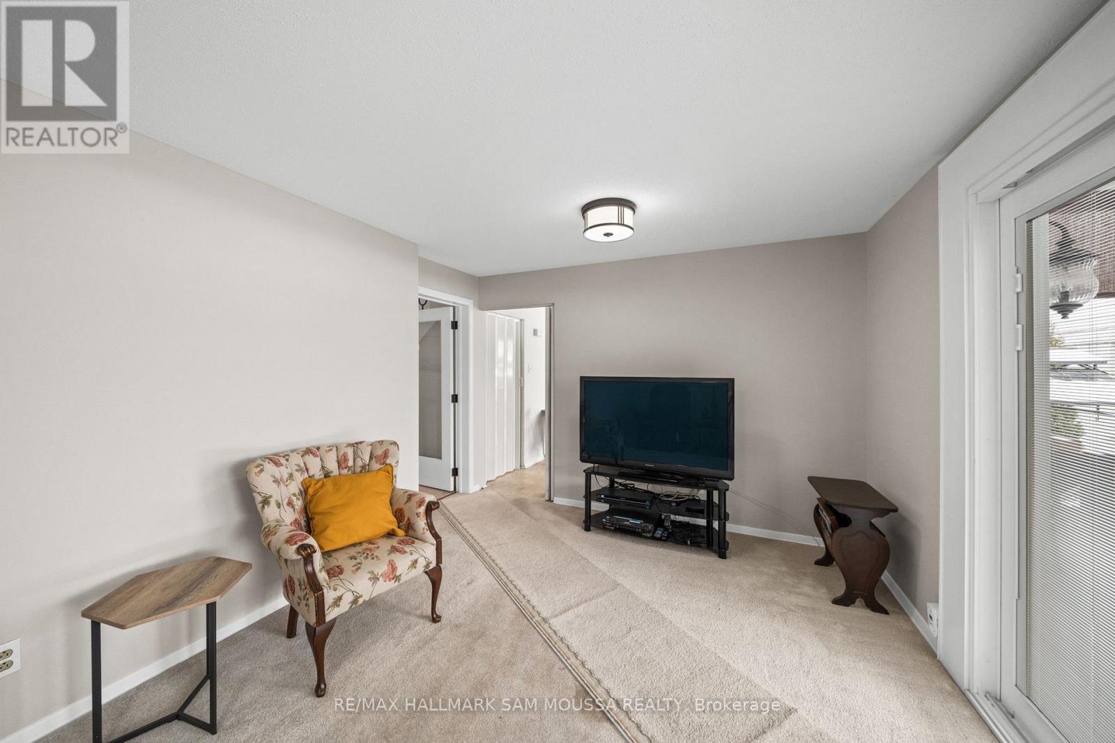 46 Seymour Avenue, Ottawa, Ontario  K2E 6P2 - Photo 13 - X13000352