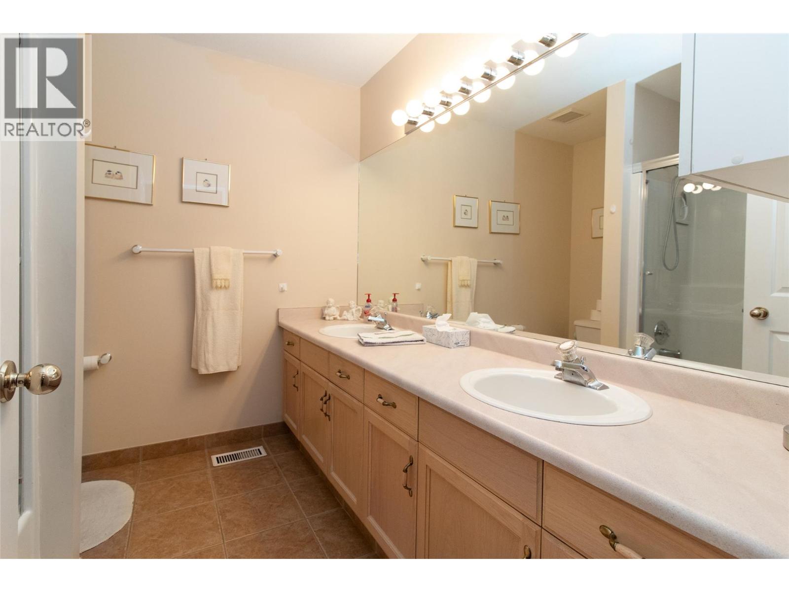 1874 Parkview Crescent Unit# 38, Kelowna, British Columbia  V1X 7G6 - Photo 19 - 10385000