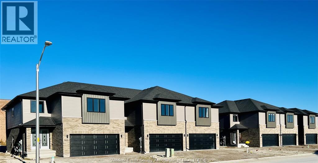 8 BETTY COURT, Chatham, Ontario