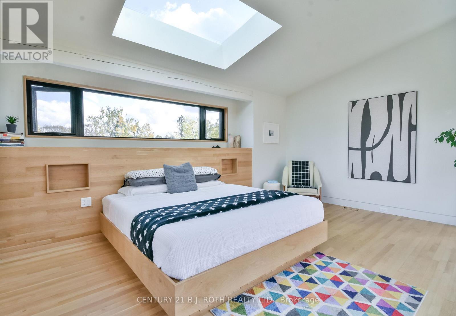 20 Weldon Street, Barrie, Ontario  L4M 4J4 - Photo 24 - S12867366