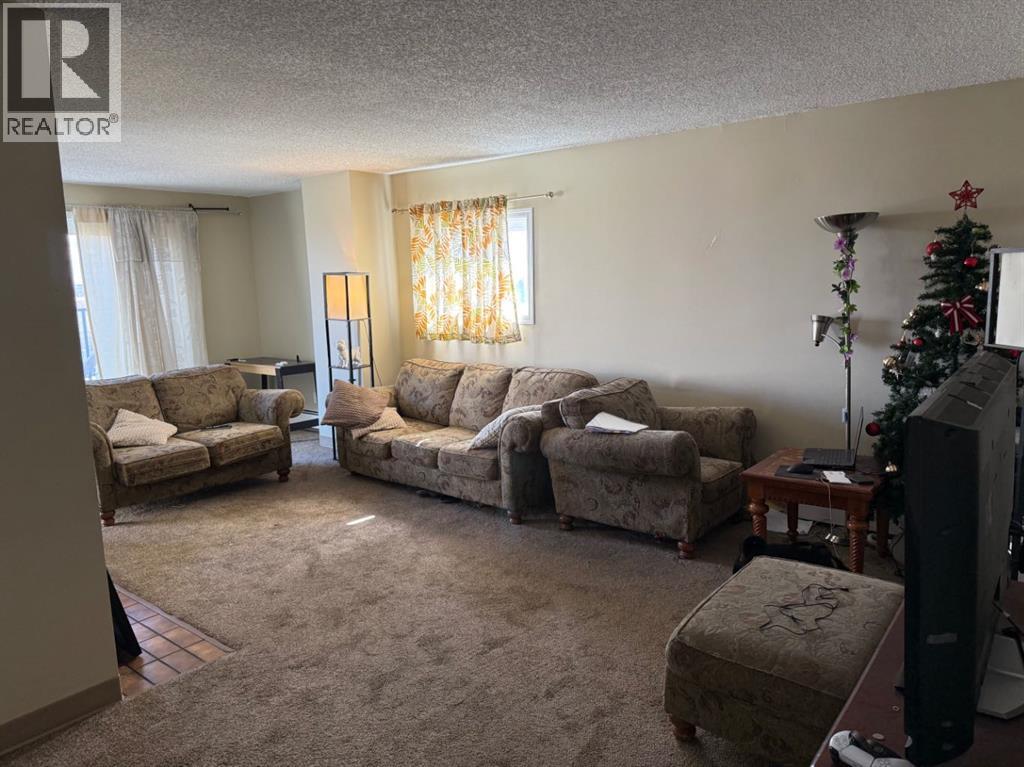 921, 21 Berkeley Place W, Lethbridge, Alberta  T1K 5N1 - Photo 8 - A2287216