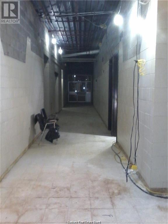 16 Jessie, Lively, Ontario  P3Y 1A2 - Photo 3 - 2127242