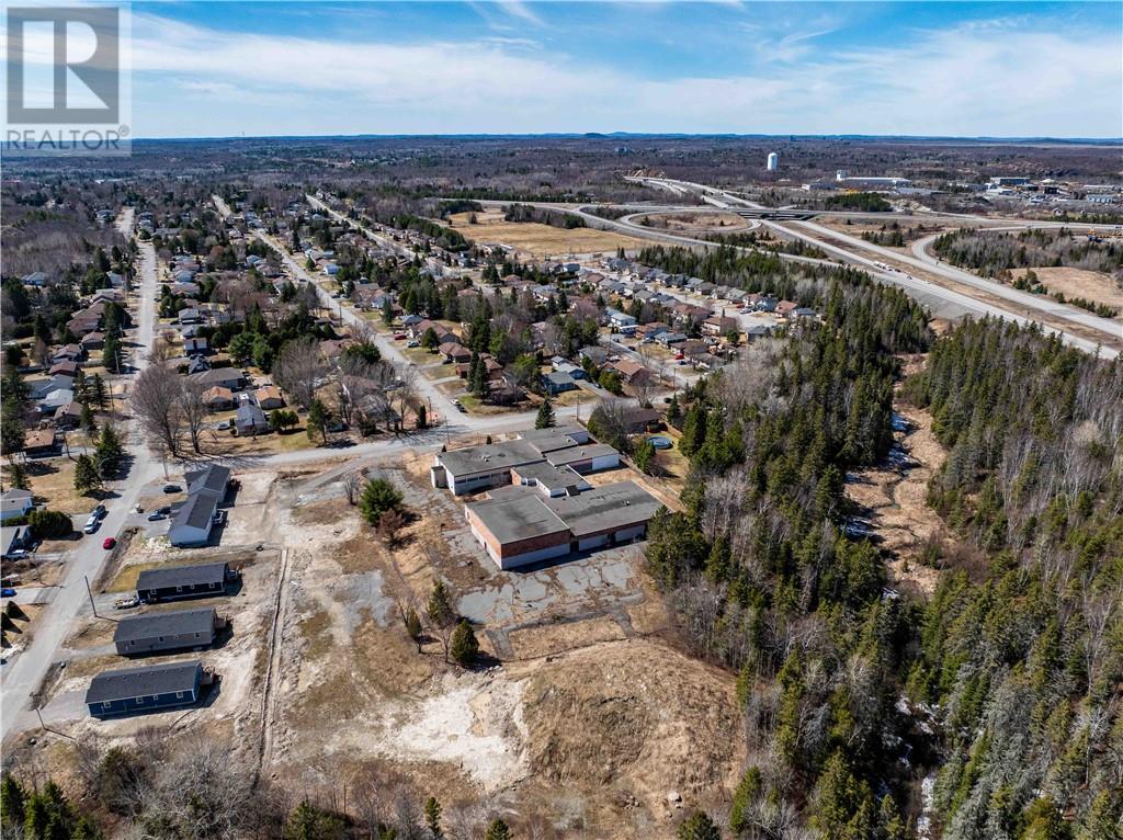 16 Jessie, Lively, Ontario  P3Y 1A2 - Photo 36 - 2127242