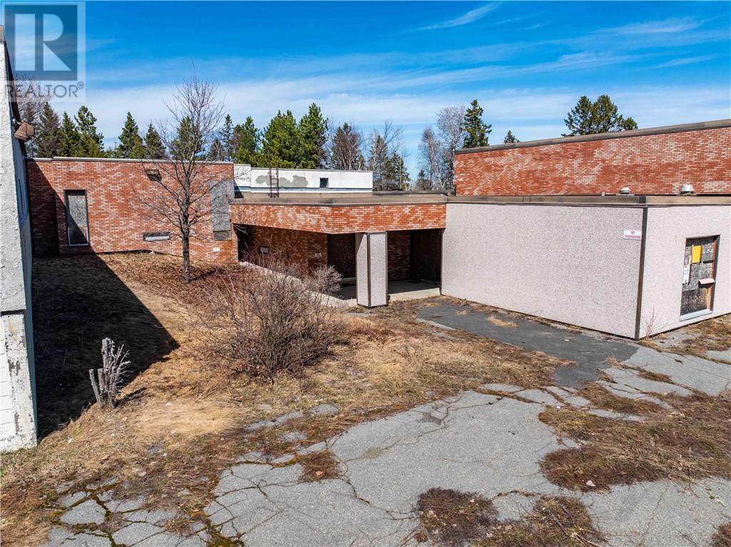 16 Jessie, Lively, Ontario  P3Y 1A2 - Photo 31 - 2127242