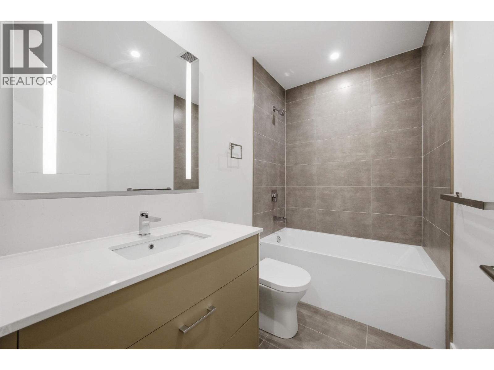 108 342 Mountain Highway, North Vancouver, British Columbia  V7J 2K8 - Photo 23 - R3116609