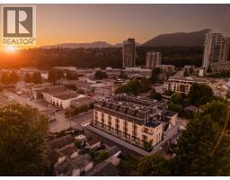 108 342 MOUNTAIN HIGHWAY, North Vancouver, British Columbia