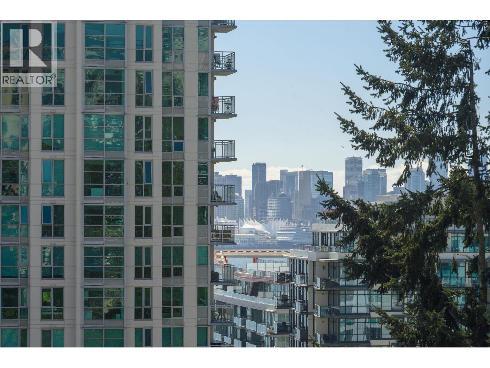 608 145 St. Georges Avenue, North Vancouver, British Columbia  V7L 3G8 - Photo 11 - R3116612