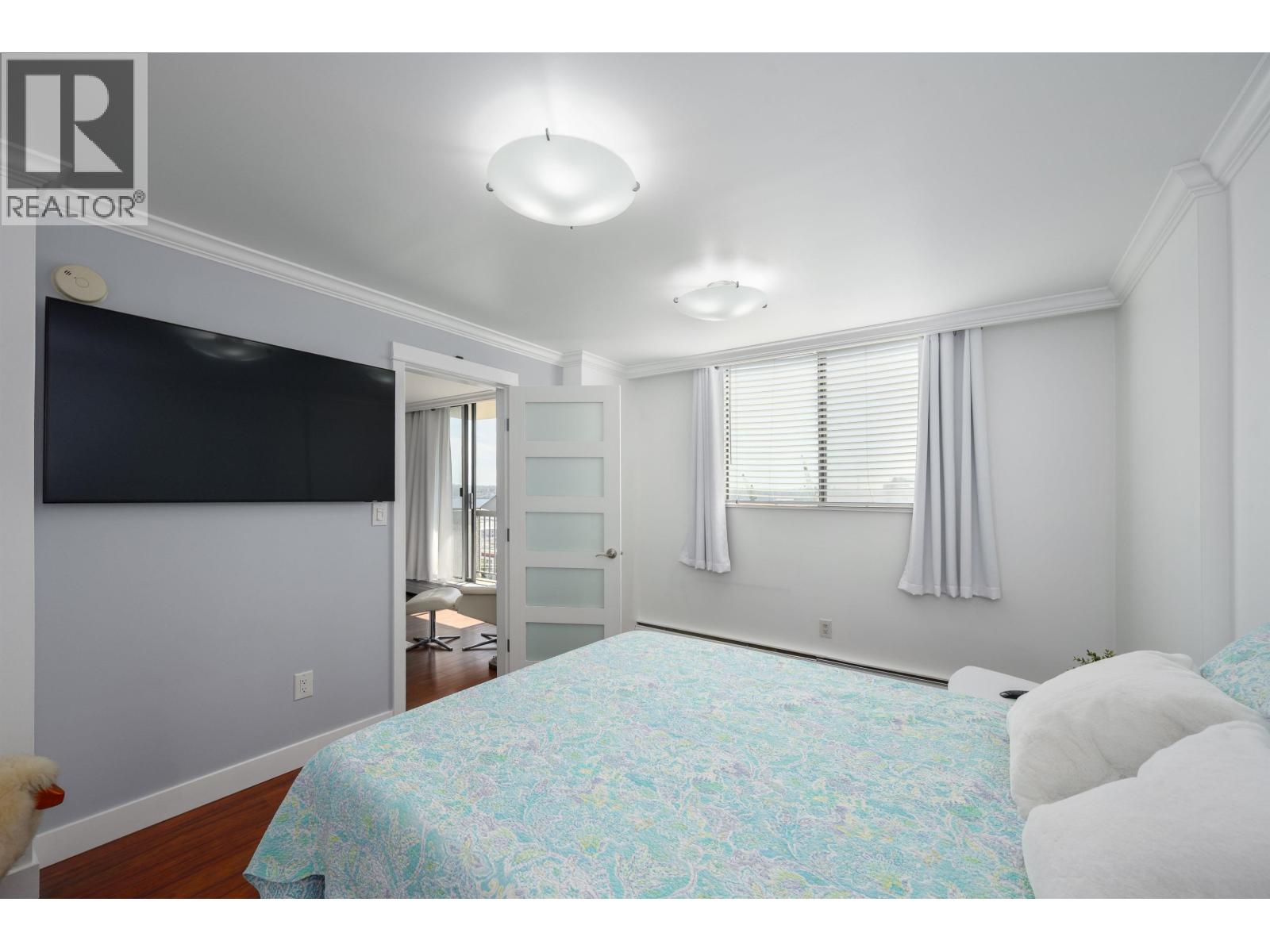 608 145 St. Georges Avenue, North Vancouver, British Columbia  V7L 3G8 - Photo 18 - R3116612